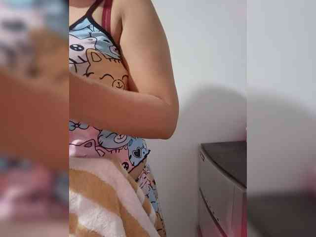 candicelovee webcam
