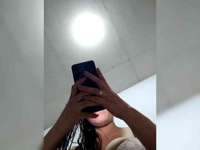 candicelovee webcam