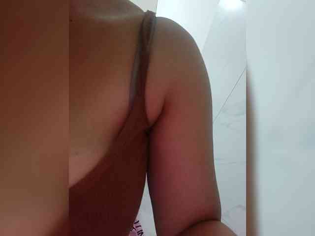 candicelovee webcam
