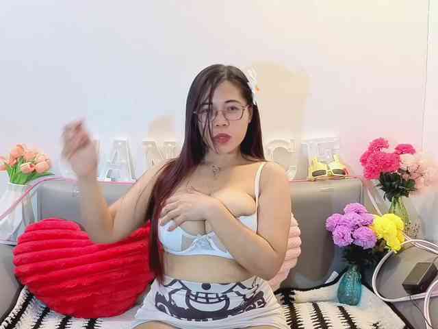 candicelovee webcam