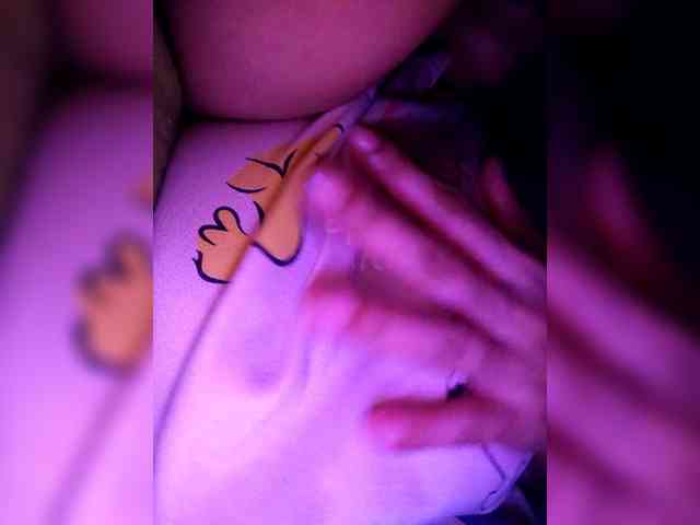 candicelovee webcam