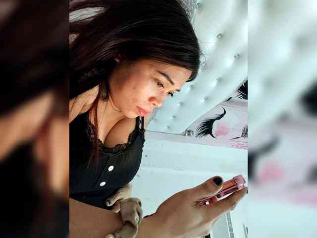candicelovee webcam