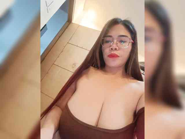 candicelovee webcam