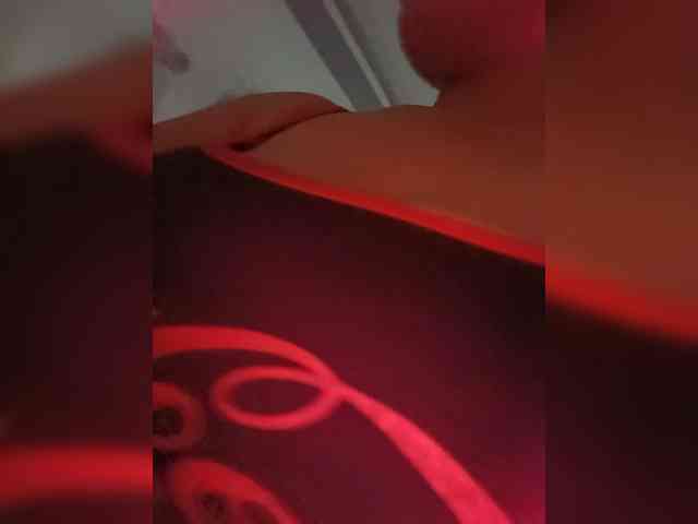 candicelovee webcam