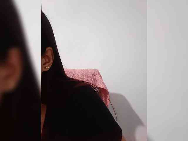 candicelovee Live Webcam on BongaCams