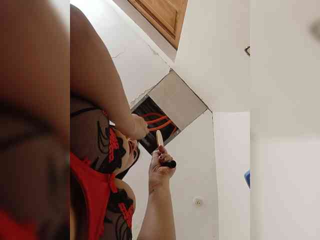 candicelovee webcam