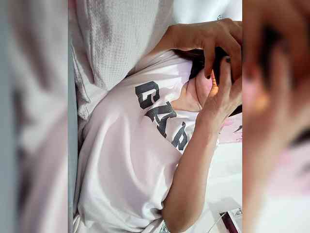 candicelovee webcam