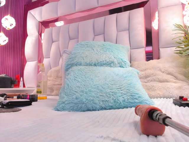 SarayRoyse live cam on BongaCams