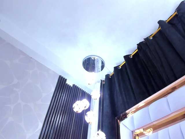 SarayRoyse live webcam show