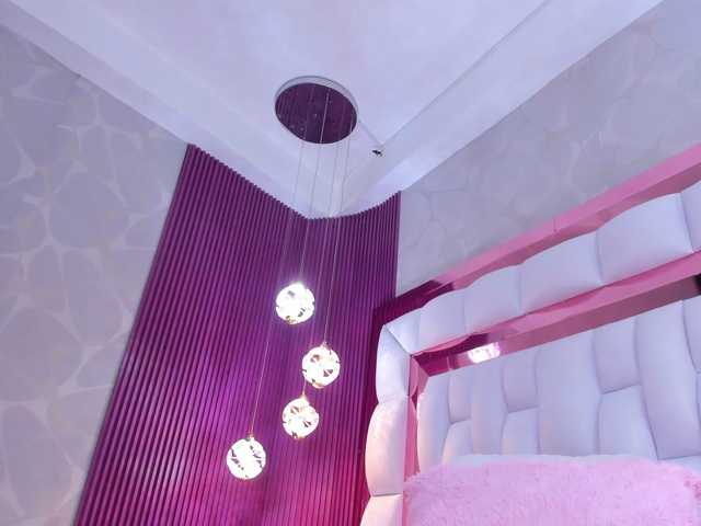 SarayRoyse live cam preview