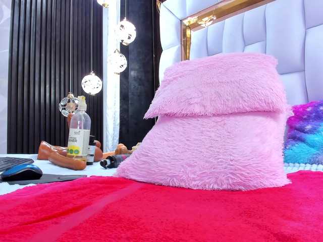 SarayRoyse live cam on BongaCams