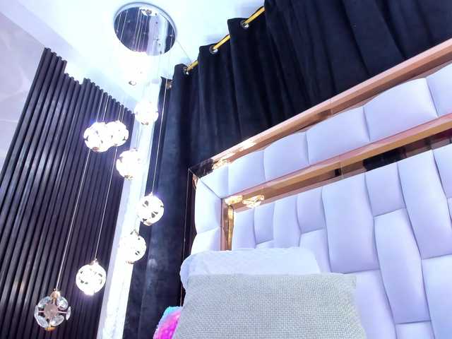 SarayRoyse live cam on BongaCams