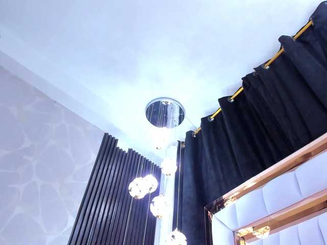 SarayRoyse live webcam show