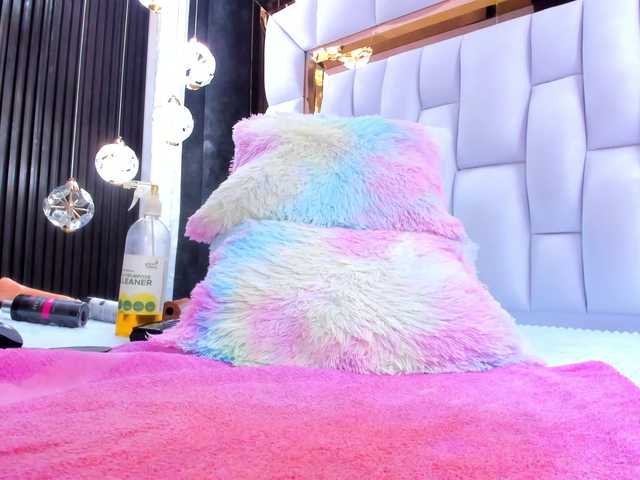 SarayRoyse live cam on BongaCams