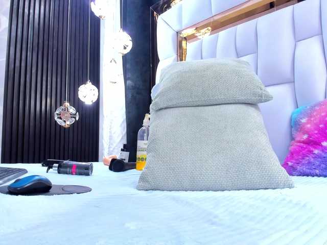 SarayRoyse live cam on BongaCams