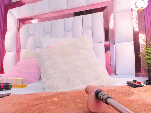 SarayRoyse live cam on BongaCams