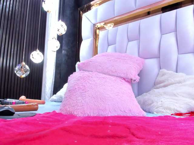 SarayRoyse live cam on BongaCams