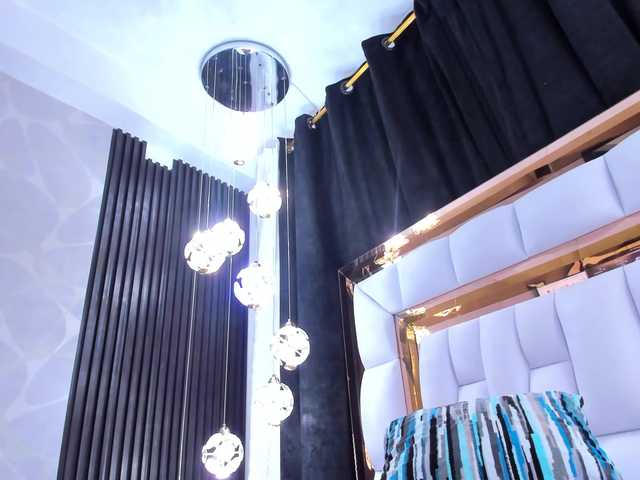 SarayRoyse live cam on BongaCams