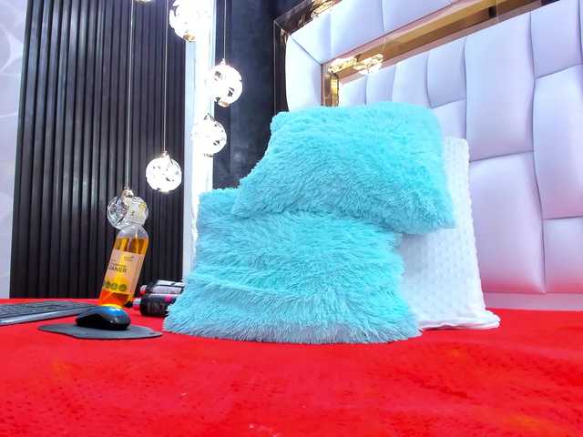 SarayRoyse live cam on BongaCams