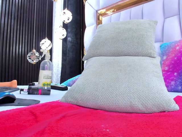 SarayRoyse live cam on BongaCams