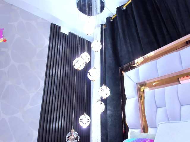 SarayRoyse live cam on BongaCams