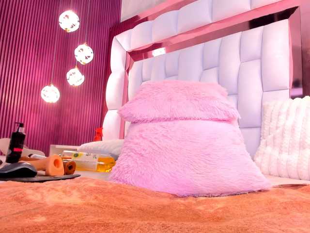 SarayRoyse live cam on BongaCams