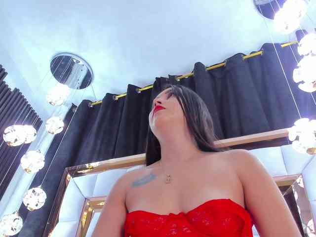 SarayRoyse webcam