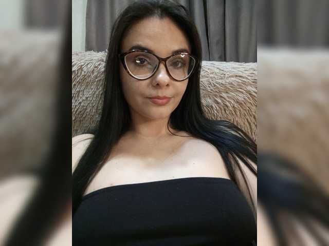 Kristicat live cam on BongaCams
