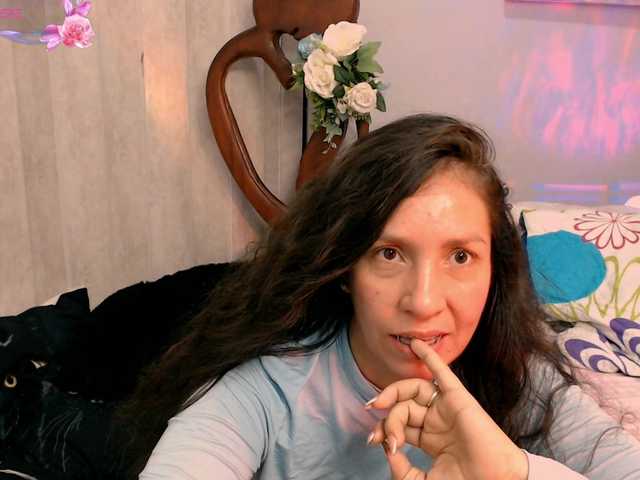 goddess-nahy live cam on BongaCams