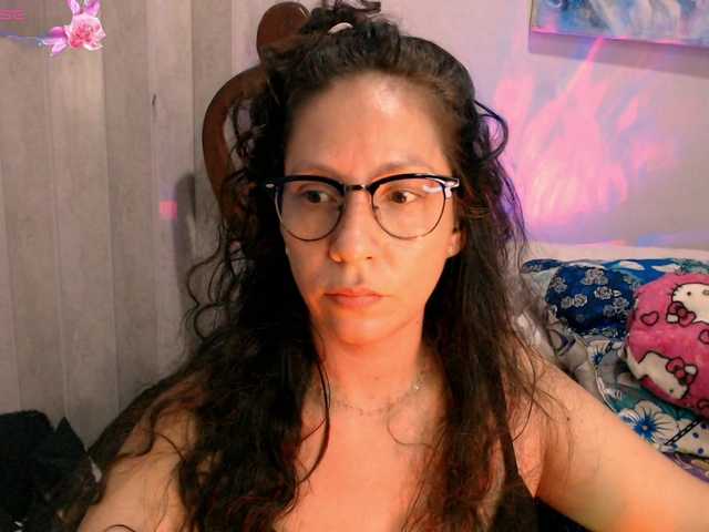 goddess-nahy live cam on BongaCams