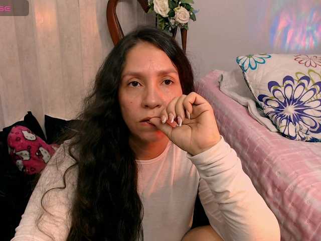 goddess-nahy live cam on BongaCams
