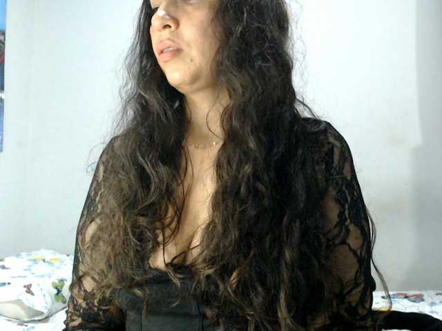 goddess-nahy live cam on BongaCams