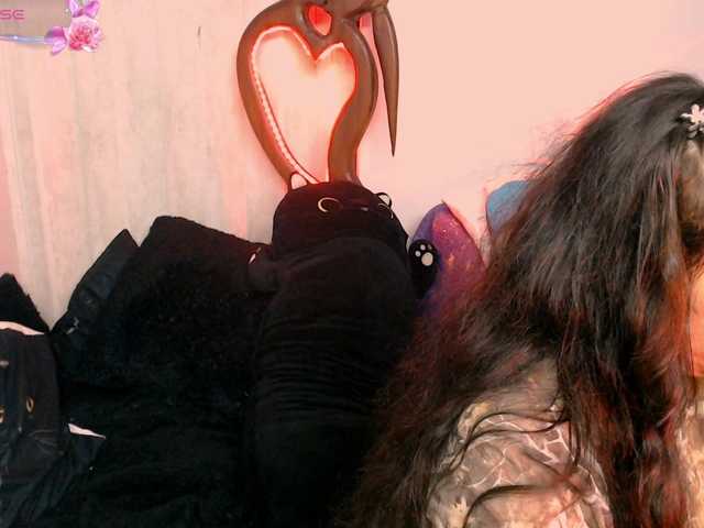 goddess-nahy live cam on BongaCams
