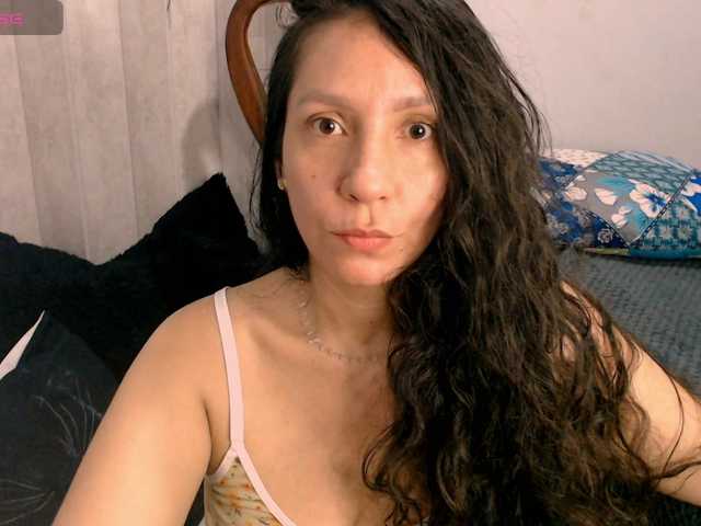 goddess-nahy live cam on BongaCams