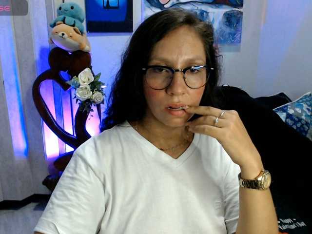 goddess-nahy live cam preview