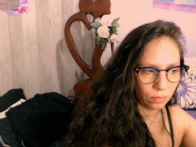 goddess-nahy live cam on BongaCams