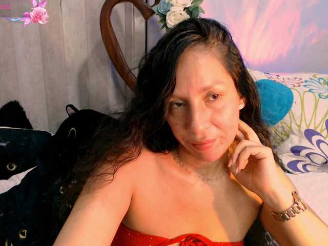 goddess-nahy live cam on BongaCams