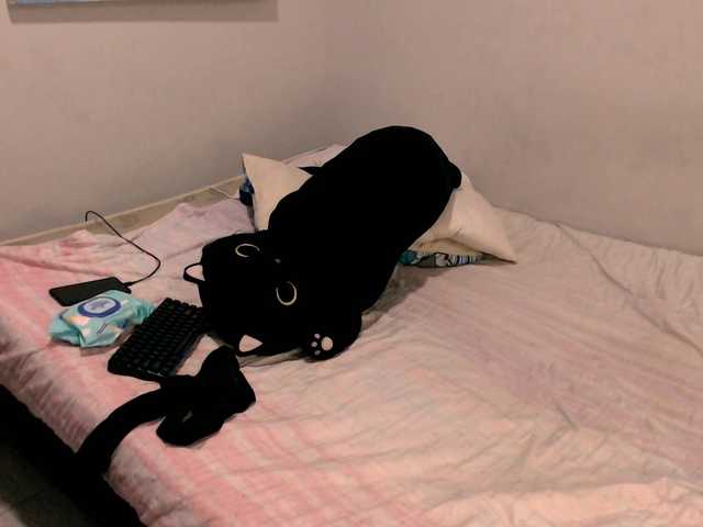 goddess-nahy live cam on BongaCams
