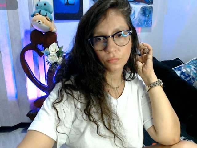 goddess-nahy live cam preview