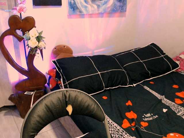 goddess-nahy live cam on BongaCams