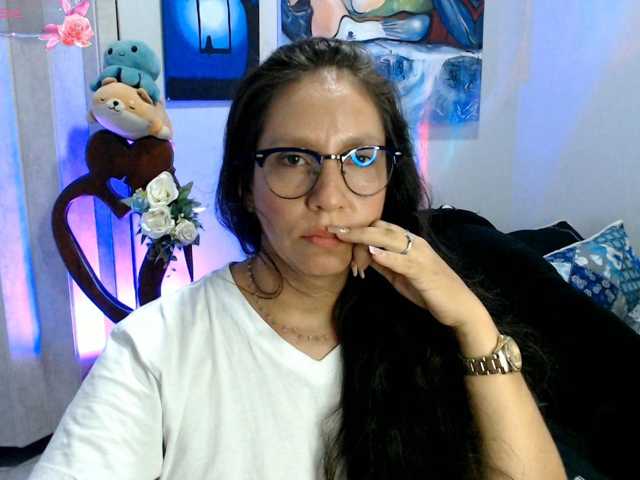 goddess-nahy live cam preview