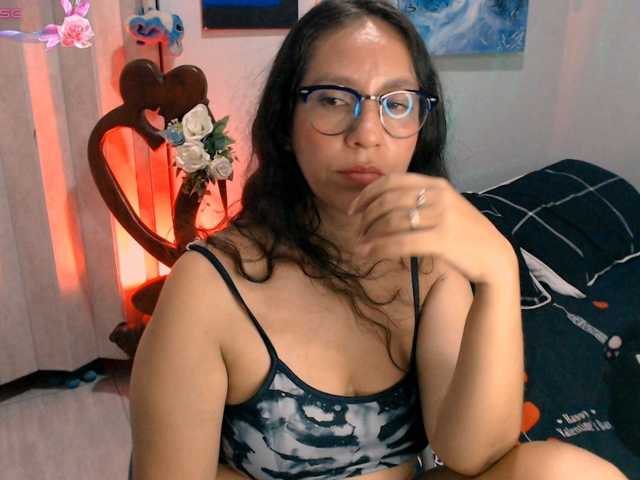 goddess-nahy, en vivo ahora en BongaCams