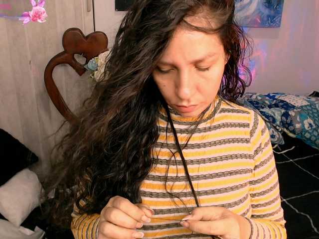 goddess-nahy live cam on BongaCams