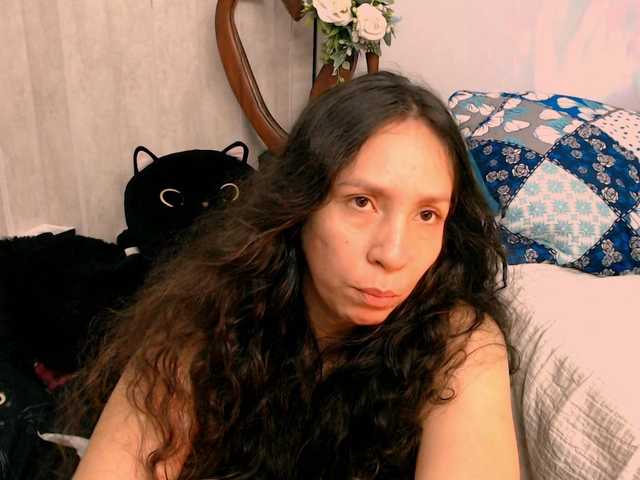 goddess-nahy live cam on BongaCams