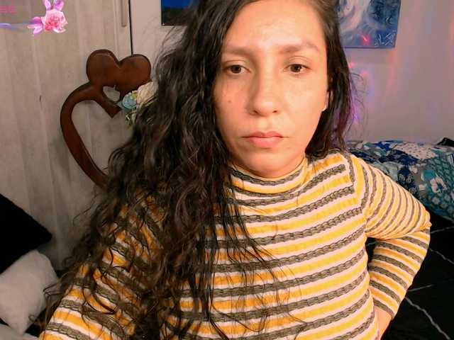 goddess-nahy live cam on BongaCams