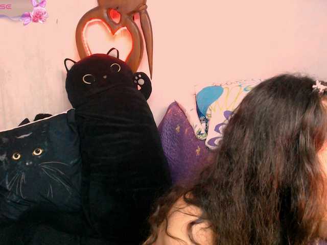goddess-nahy live cam on BongaCams