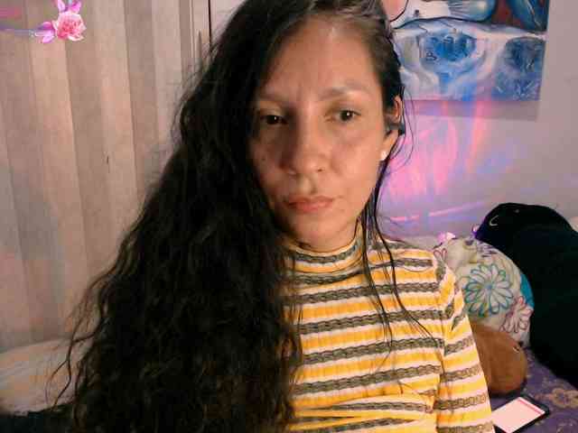 goddess-nahy webcam