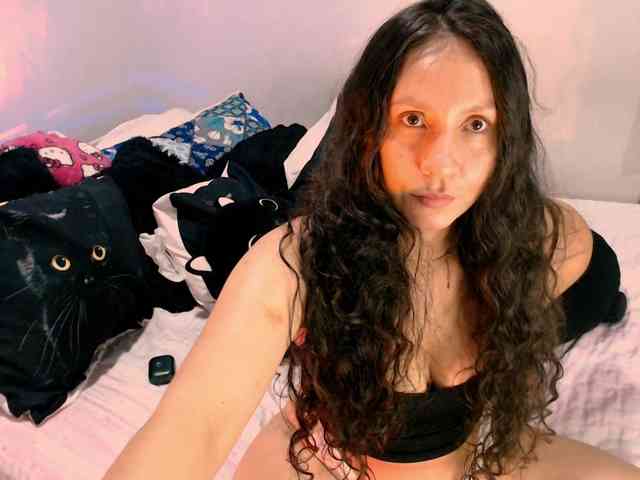 goddess-nahy webcam