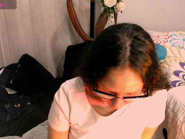 goddess-nahy webcam