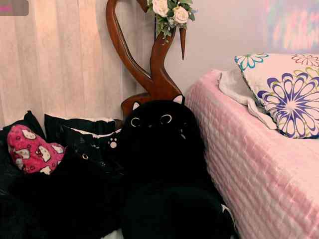 goddess-nahy webcam